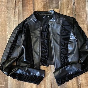 Black Windsor Half Jacket